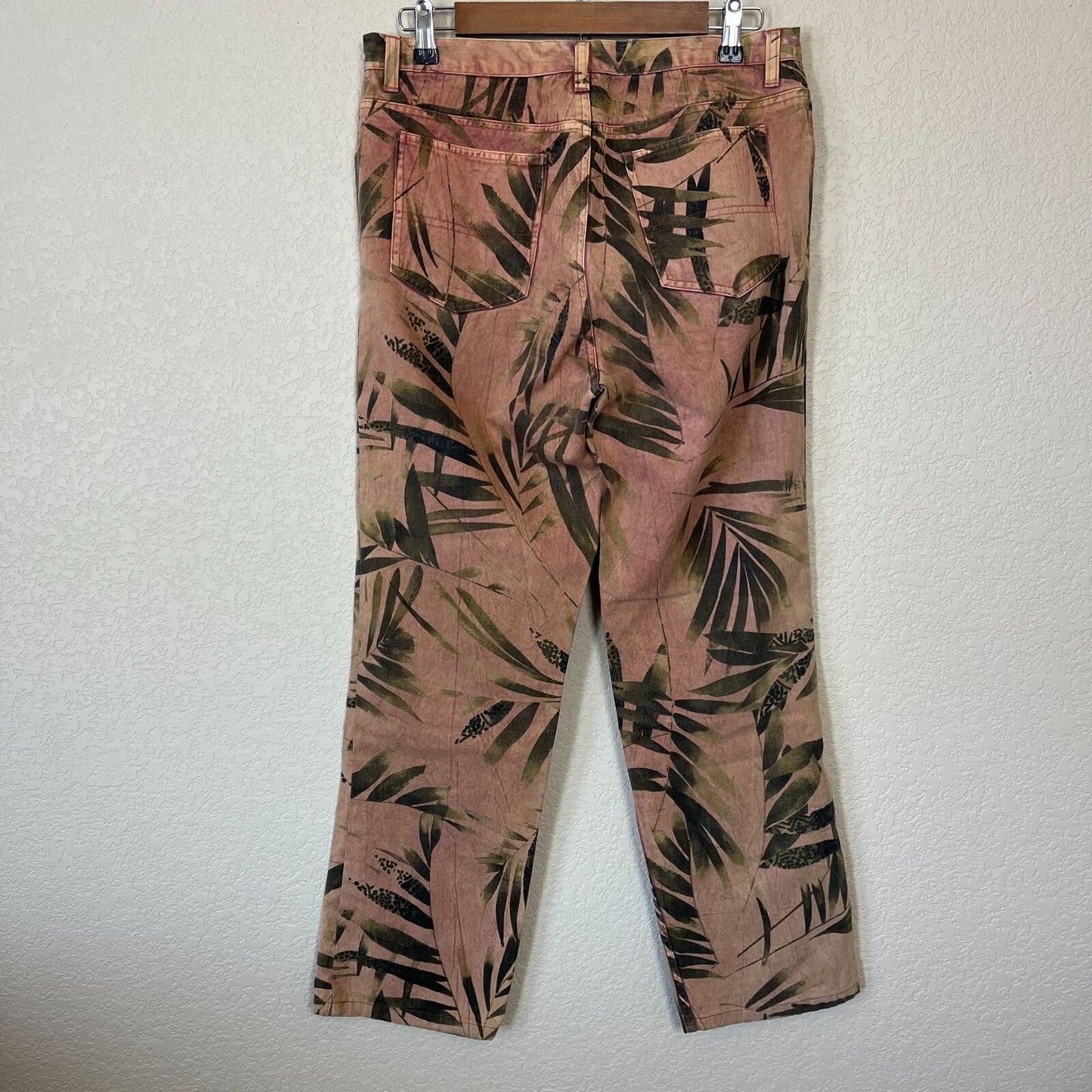 Chicos Womens Sz XL Beige and Green Palm Leaf Jeans Straight Leg