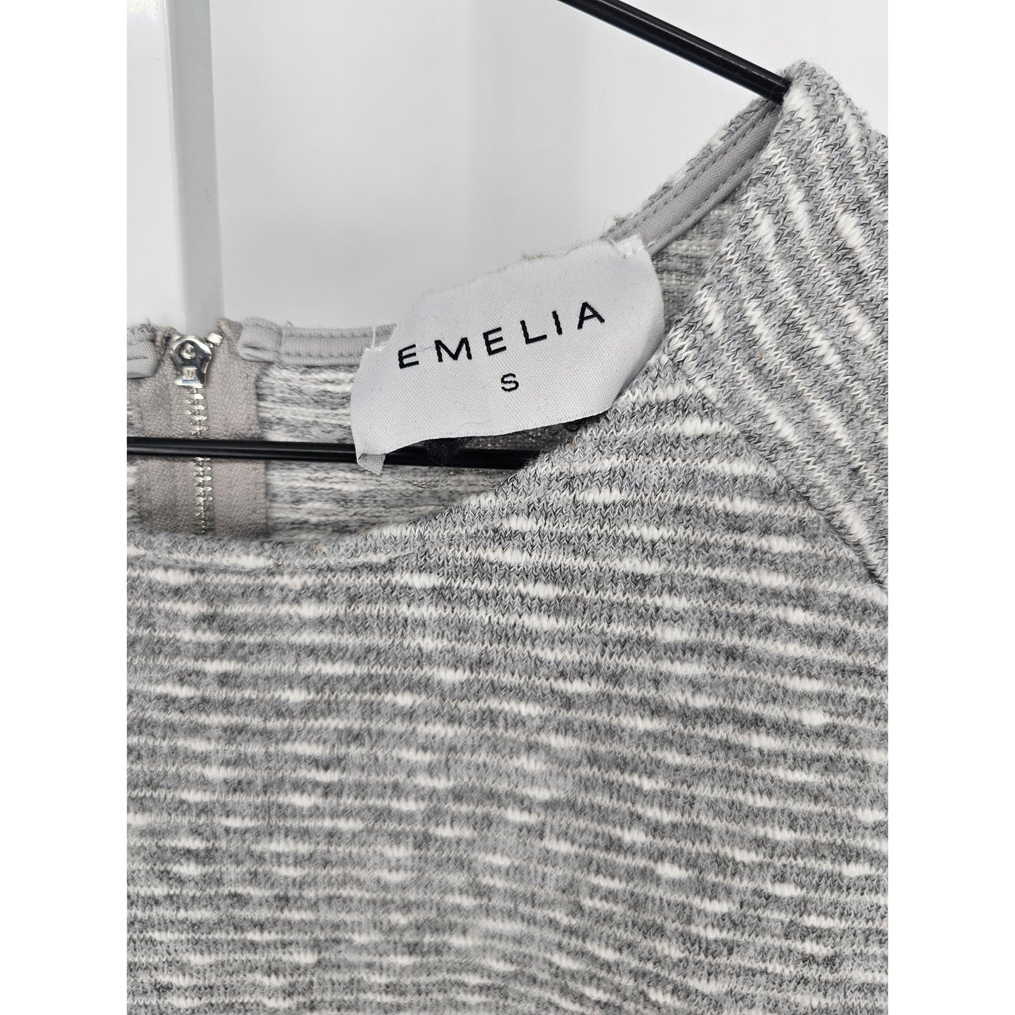 Emelia Womens Sz S Short Sleeve Knit T Shirt Gray and White Striped