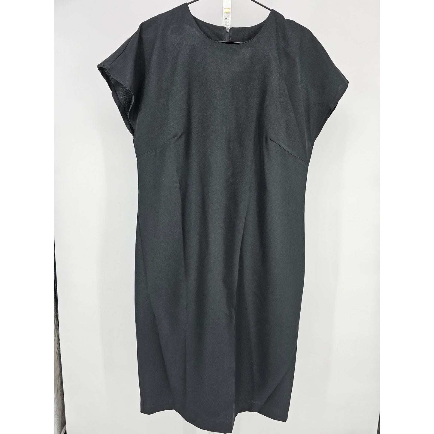 Vintage 1960s Tina Barrie Womens Sz 12 Knee Length Sheath Dress Solid Black