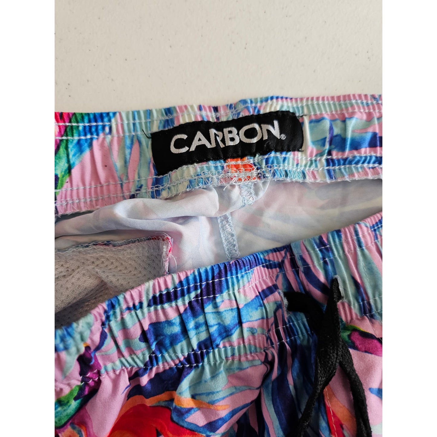 Carbon Mens Sz M Swim Trunks Swimsuit Bright Pink Tropical Floral