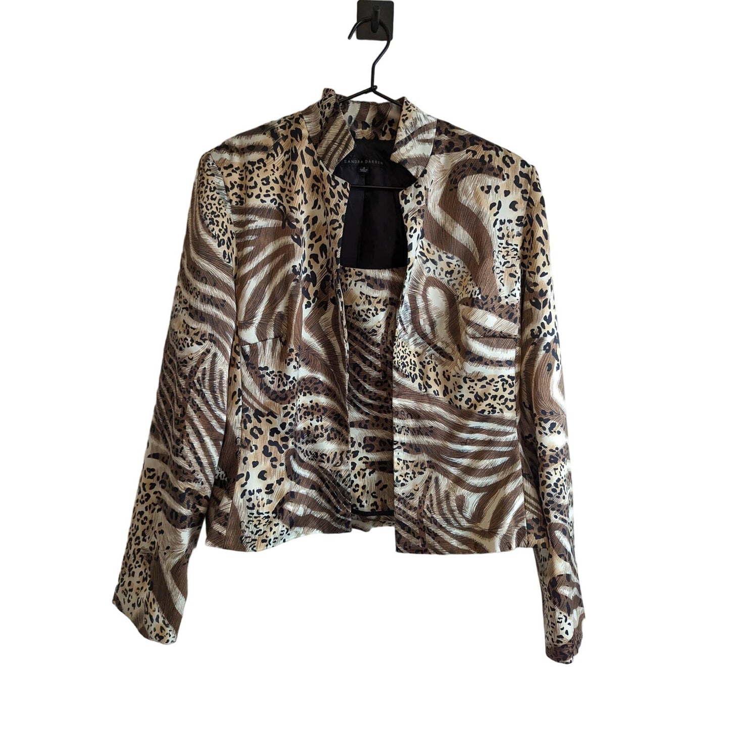 Sandra Darren Womens Sz 8 Satin Blouse and Blazer Set Animal Print