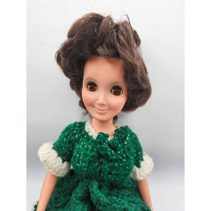 VINTAGE VINYL HARD PLASTIC DOLL 18 INCH HASBRO 1972 AIMEE SLEEP EYES DARK HAIR