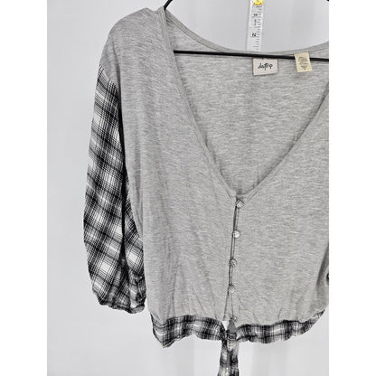 Daytrip Womens Sz S Balloon Sleeve Cropped Button Front Top Gray Plaid