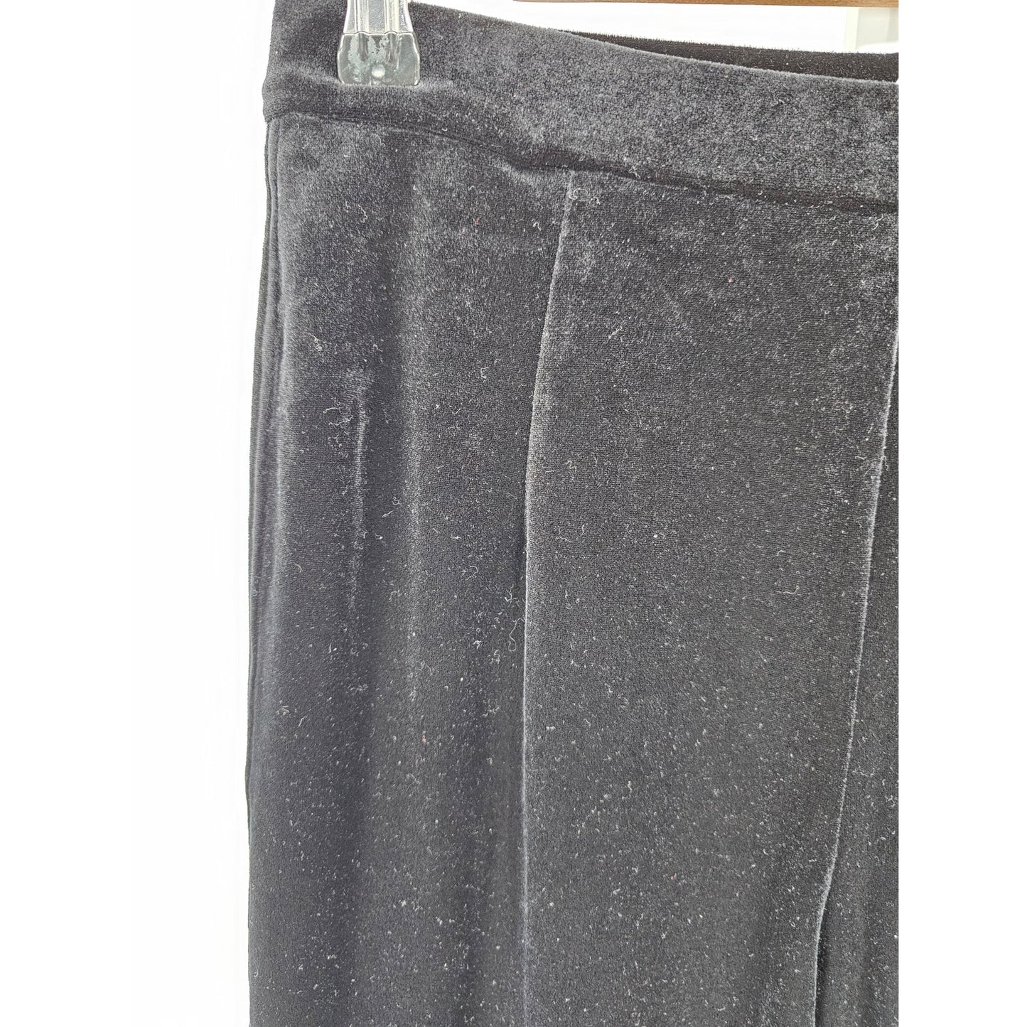 Chicos Womens Sz 1 (M) Straight Leg Pull On Black Velvet Pants Formal