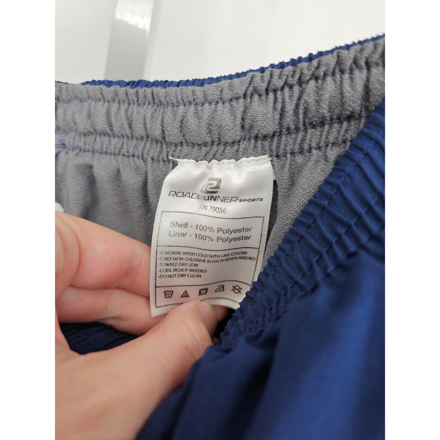 Road Runner Sports Mens Sz XL Running Athletic Shorts Blue