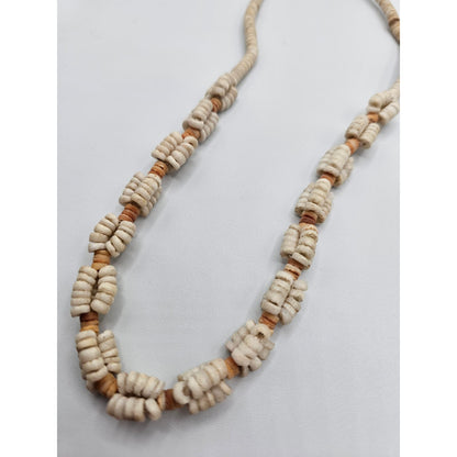 Vintage 1970s Voluta Shell Necklace Cream Beige Nautical Beach