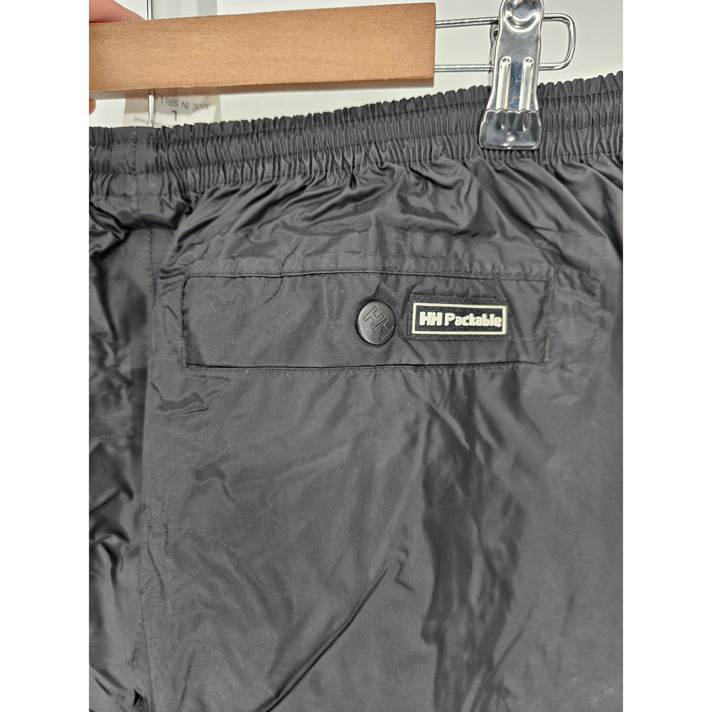 Mens Helly Hansen Large Black Outdoor Pants Waterproof Breathable Packable Nylon