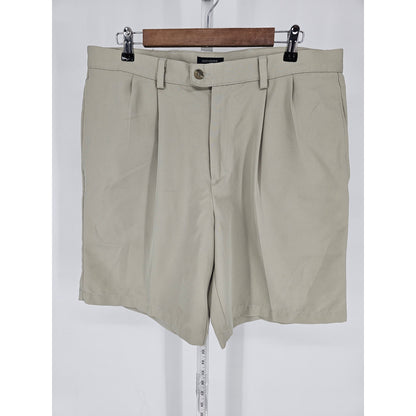 Vintage 1990s Dockers Mens Sz 36 Pleated Front Dress Shorts Light Tan Khaki