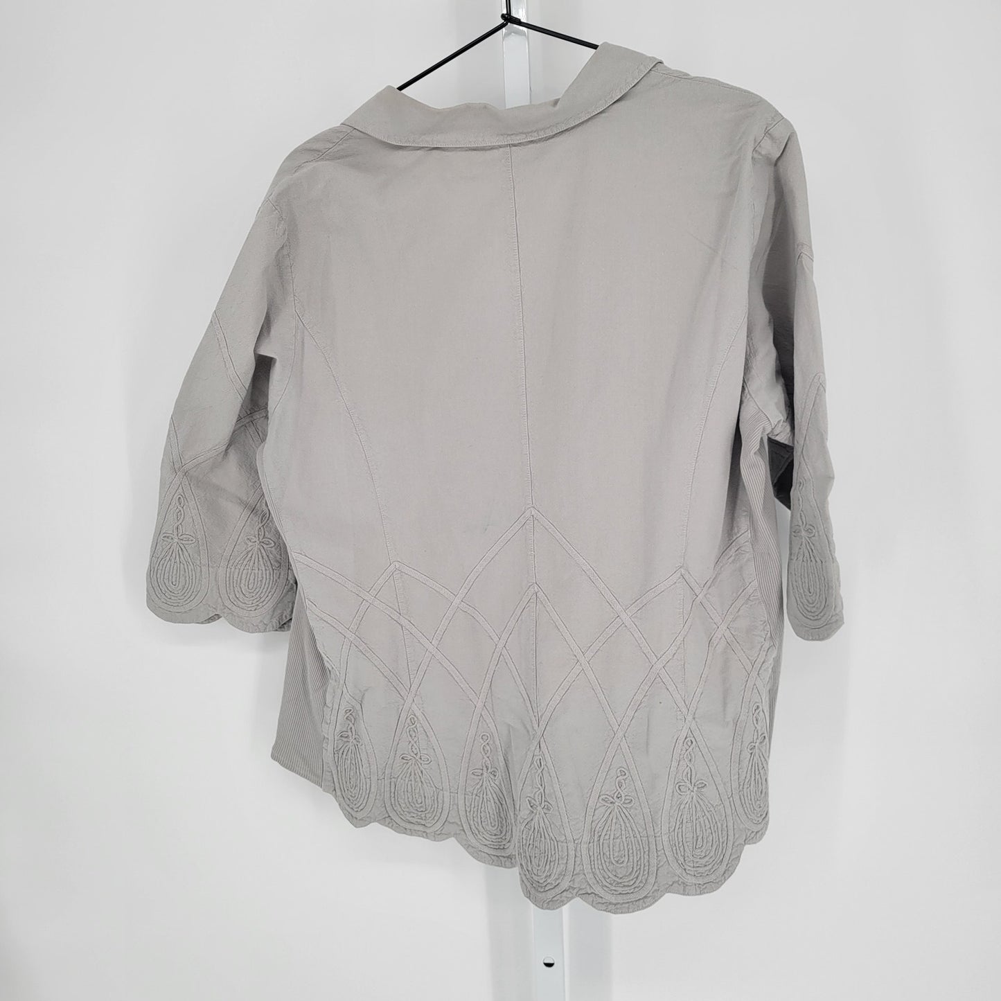 Soft Surroundings Womens Sz XL Soutache Embroidery Gray Button Front Blouse