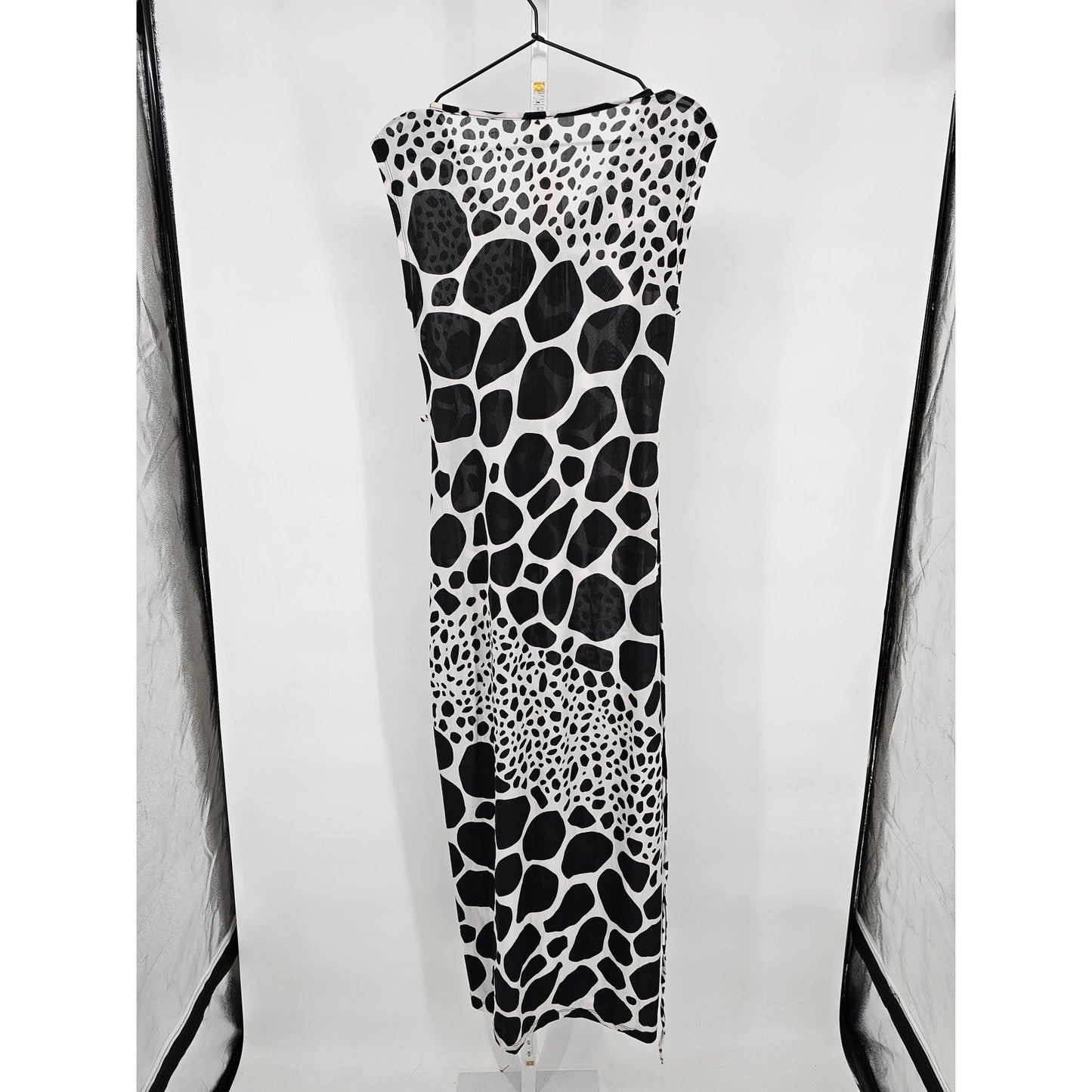 Touch Express Womens Sz M Sleeveless Maxi Dress Black White Animal Print NEW