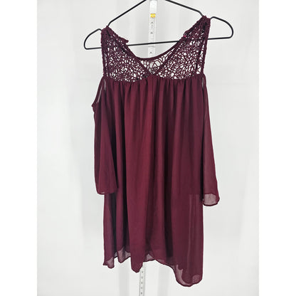 Heartsoul Womens Sz XS Cold Shoulder Long Sleeve Blouse Burgundy Crochet