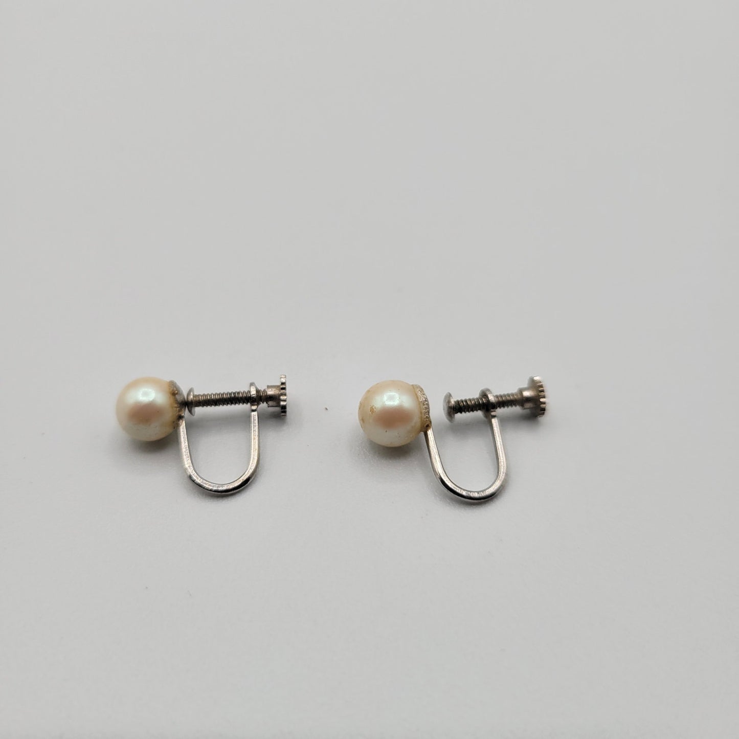 Vintage 1960s Classic Clip On Screw On Earrings Round Pearl Studded