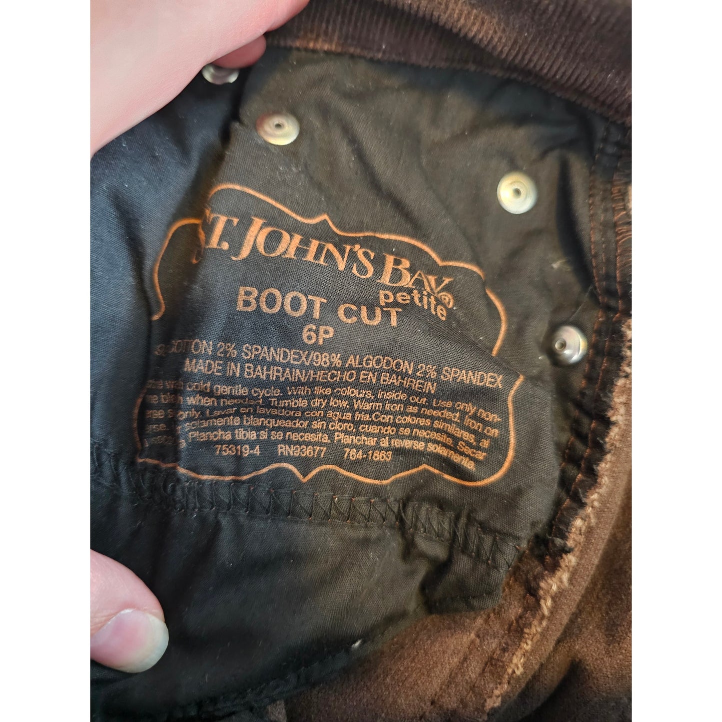 St Johns Bay Womens Sz 6P Petite Boot Cut Corduroy Pants Brown