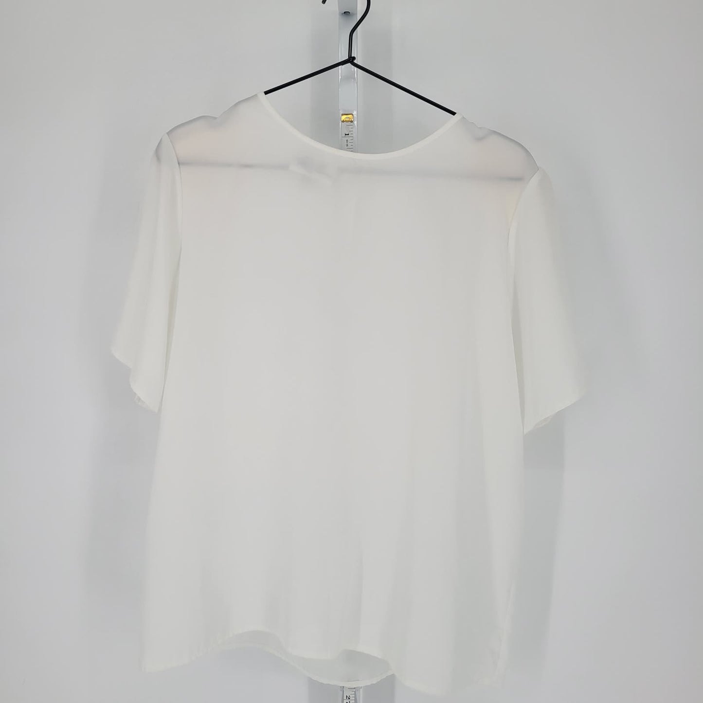 Kathie Lee Womens Sz M Solid White Semi Sheer Flowy Blouse Short Sleeve