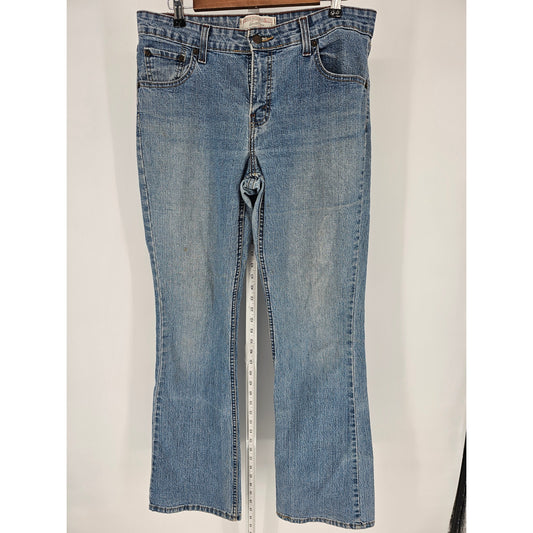 Vintage Levi Strauss Womens Sz 12 Long Bootcut Blue Jeans Low Rise Light Wash