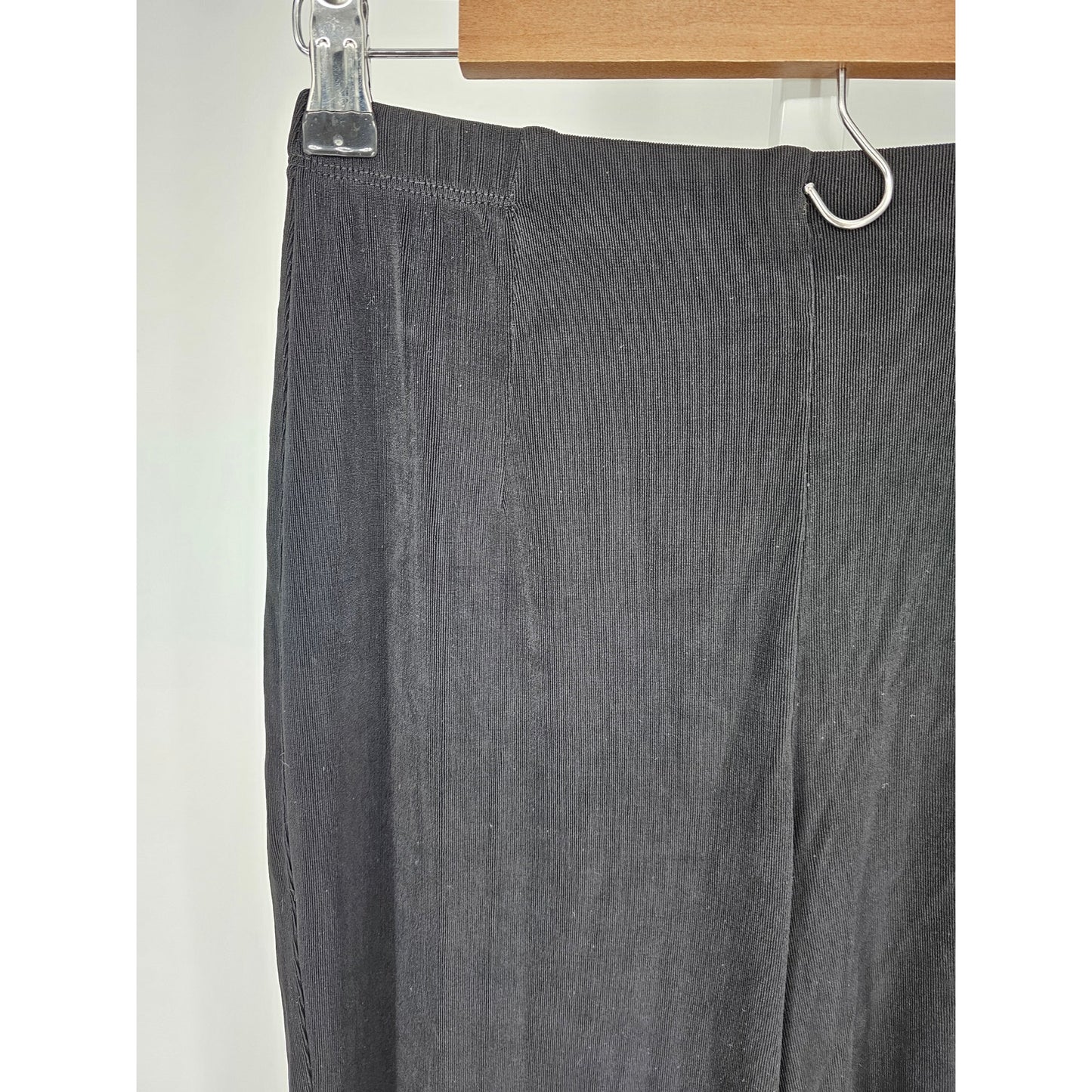 Chicos Travelers Womens Sz 0 (S) Pull On Straight Leg Pants Black