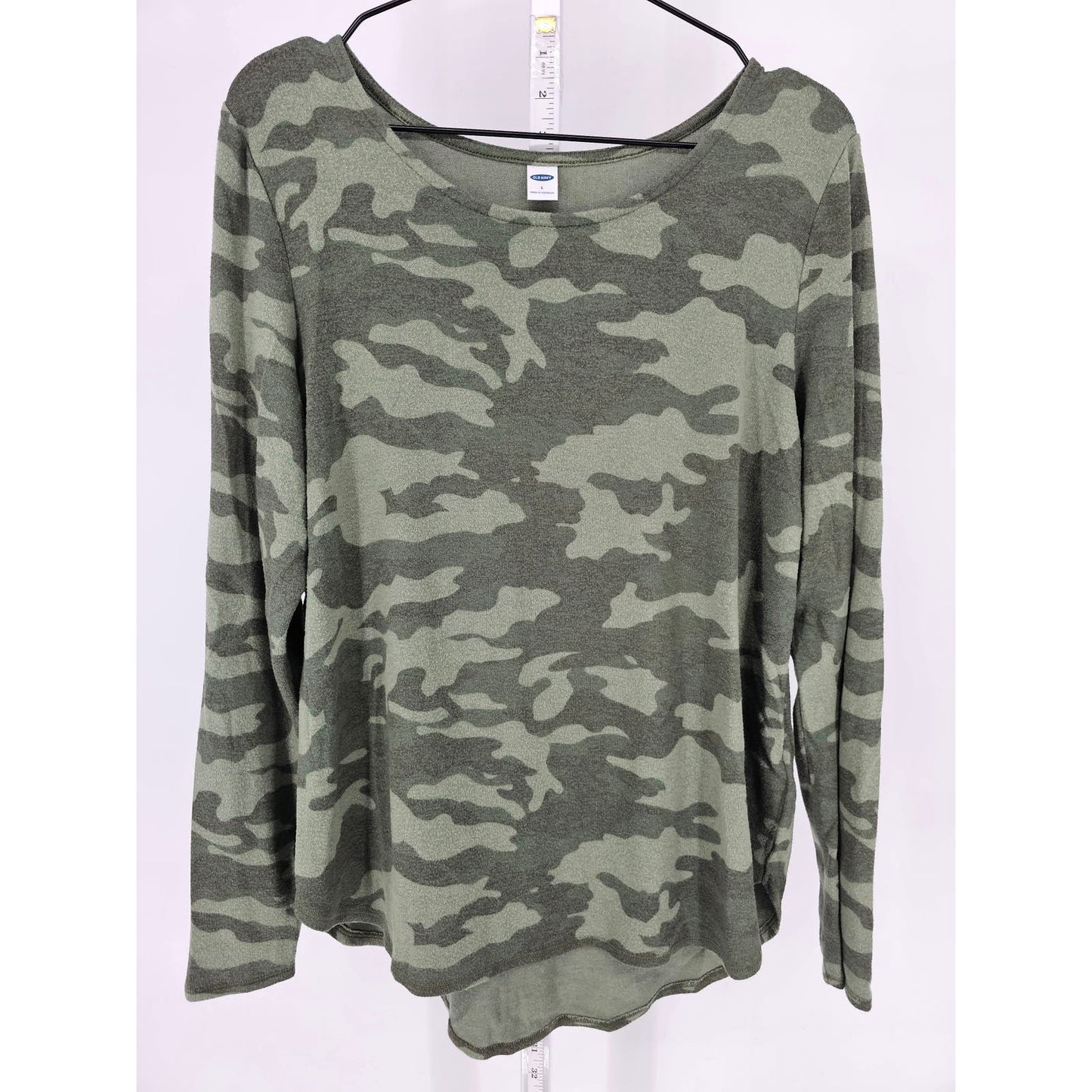 Old Navy Womens Sz L Long Sleeve Top Camo Camouflage Print Green