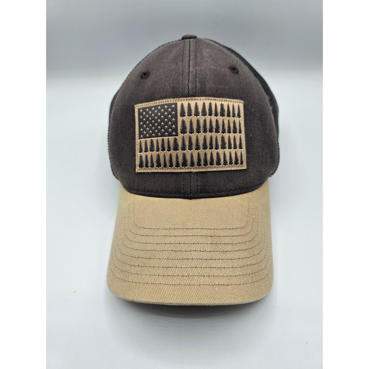 Columbia Rugged Outdoor Mesh Hat - American Flag Patch Sz M Flexfit Brown Tan