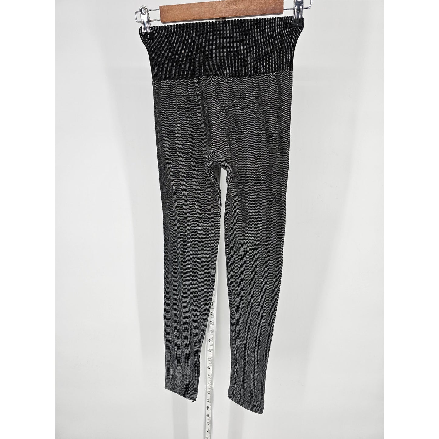 Maze Womens Sz S Compression Leggings High Waist Gray Chevron