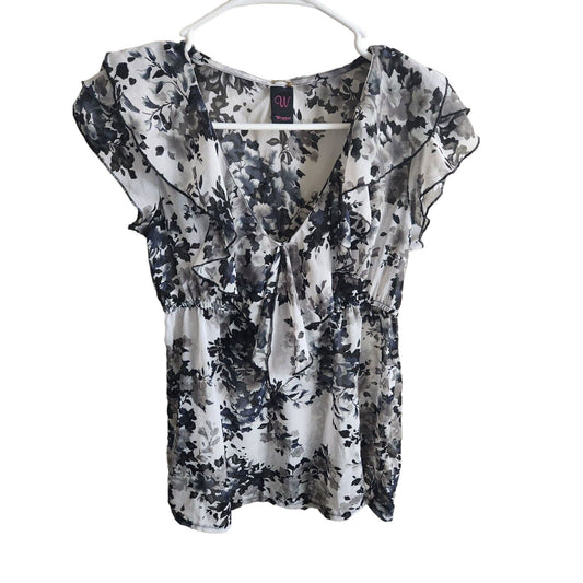 Wrapper Womens Sz M Short Sleeve Semi Sheer Blouse Black White Floral