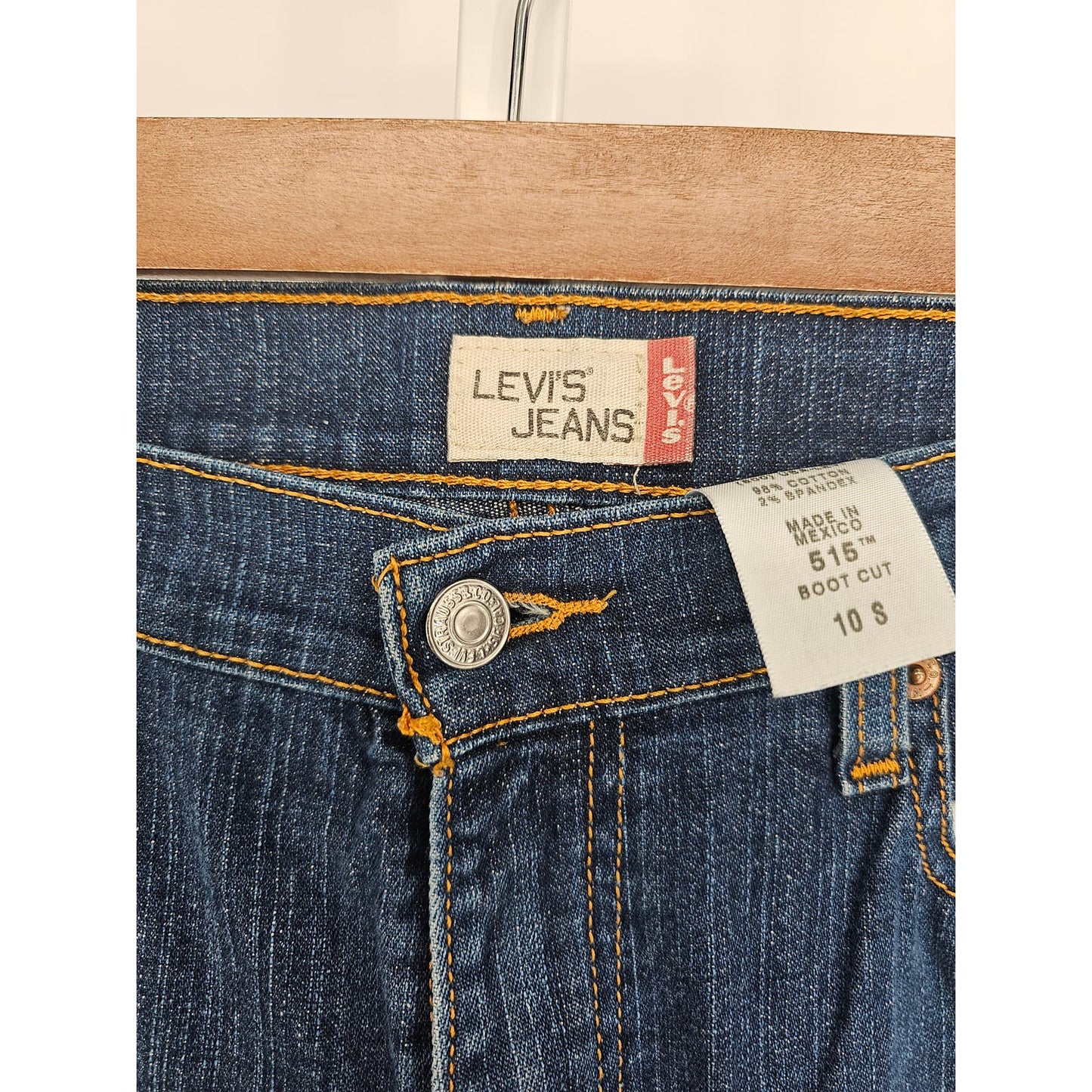 Levi Jeans Womens Sz 10S Short 515 Bootcut Blue Jeans Dark Wash