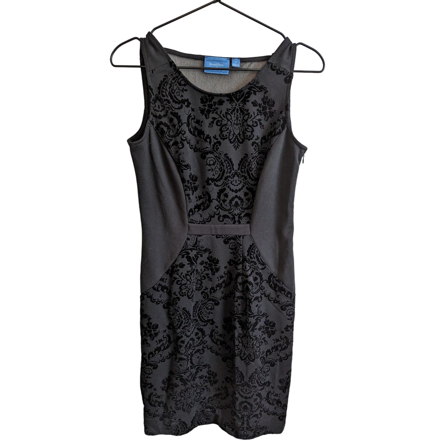 Simply Vera wang Womens Sz 2 Knee Length Sheath Dress Black Formal Sleeveless