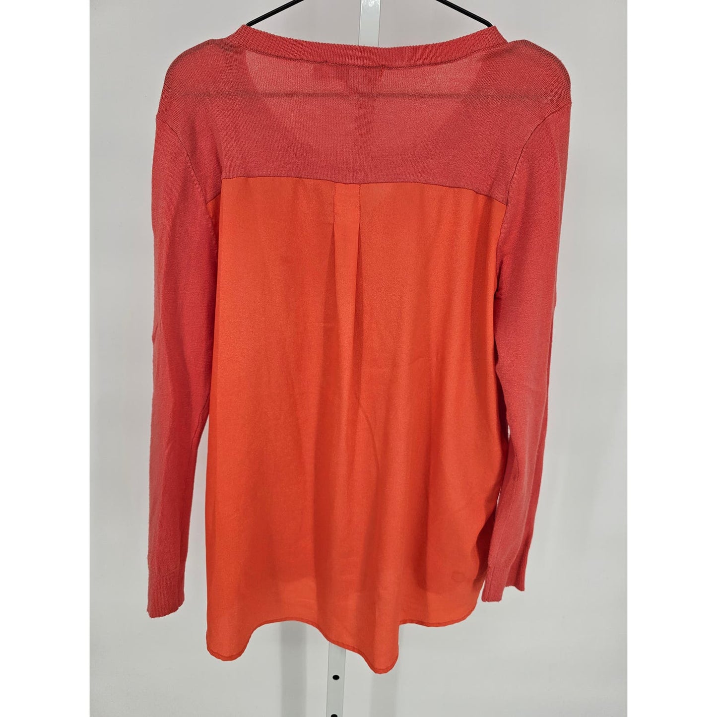 One A Womens Sz M Two Tone Orange Long Sleeve Knit Top Keyhole Neck