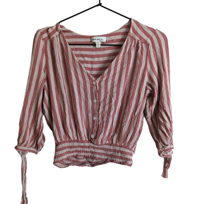 Faith and Joy Womens Sz M Cropped 3/4 Sleeve Blouse Pink Beige Striped