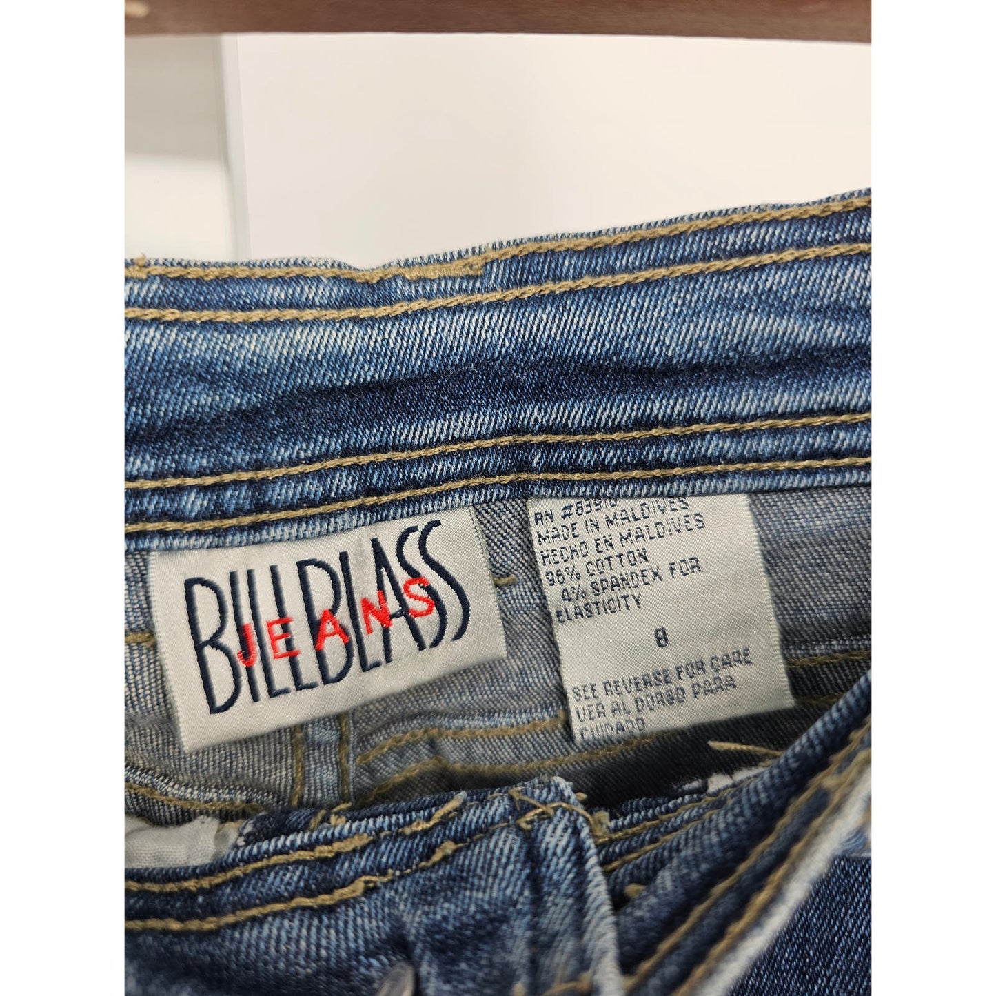 Vintage Y2K Bill Blass Jeans Womens Sz 8 Medium Wash Mom Jeans