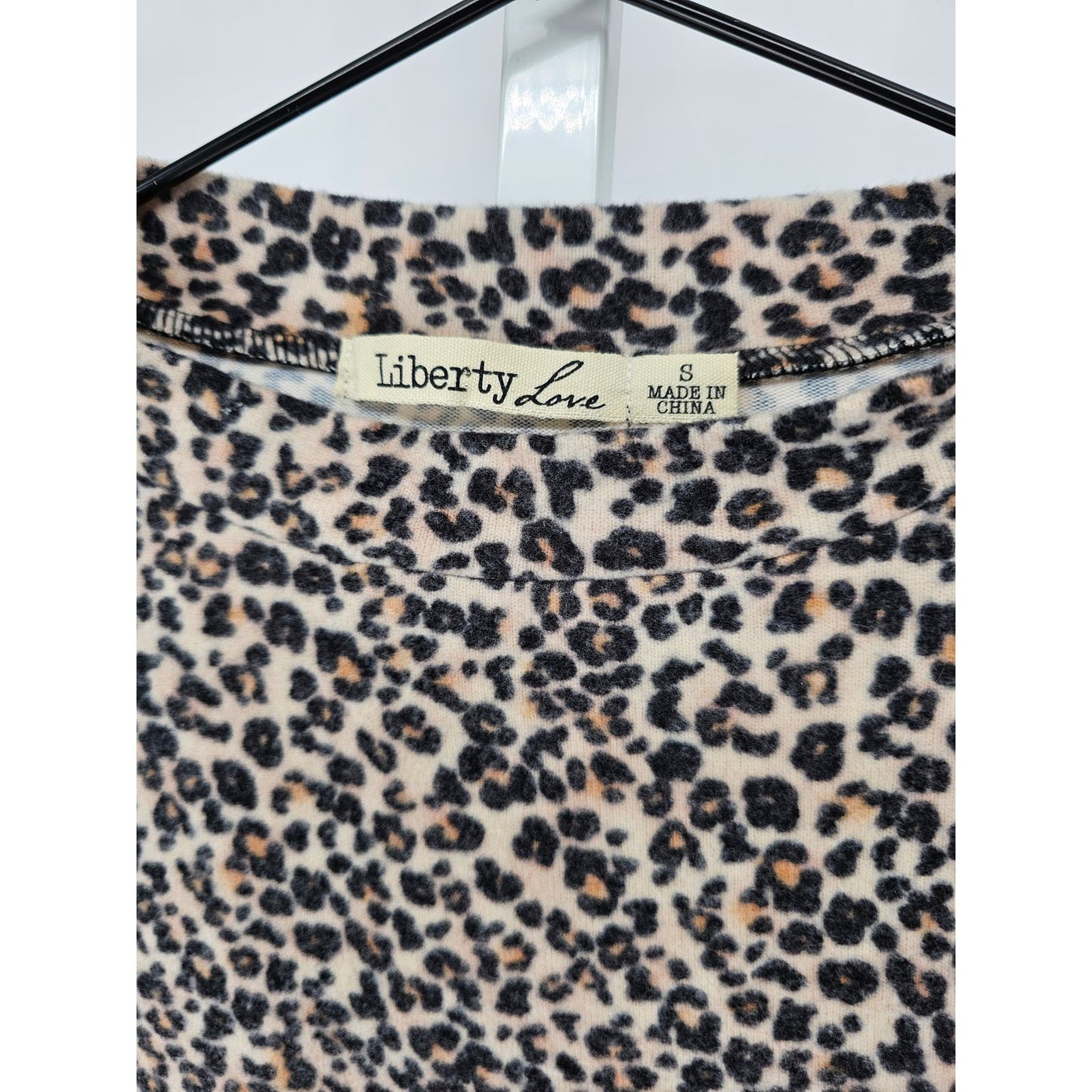 Liberty Love Womens Sz S Long Sleeve Fuzzy Mock Neck Top Leopard Print