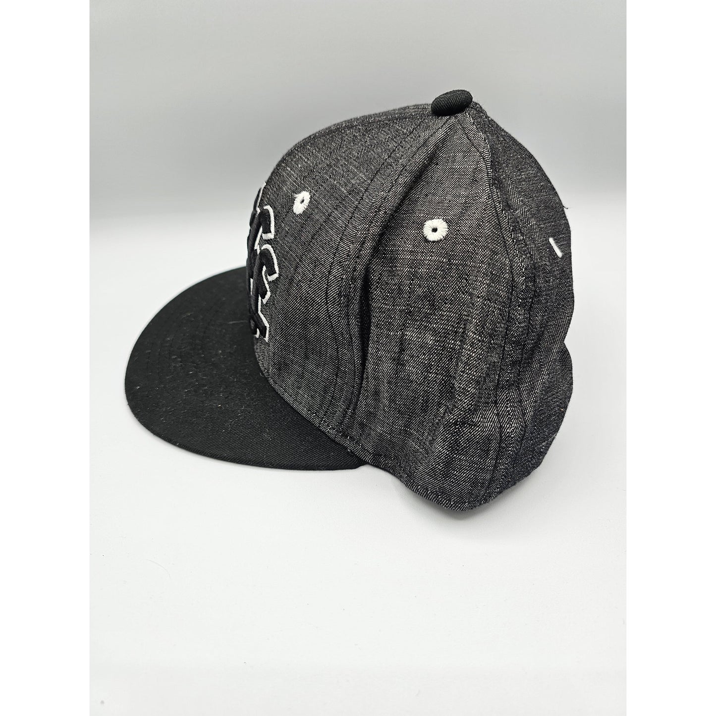 Neff Mens Snapback Baseball Hat Cap Black Gray Embroidered