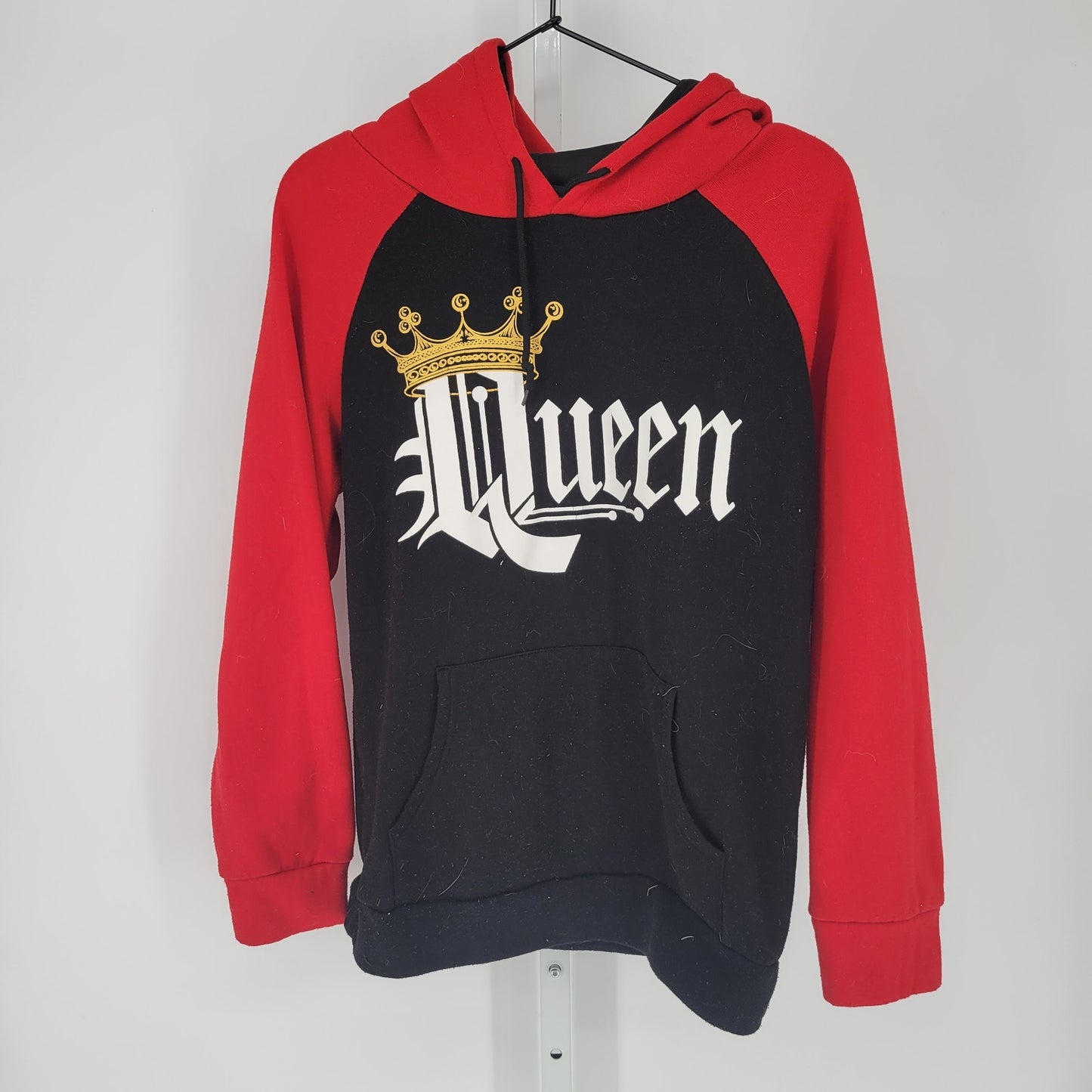 Fancyqube Womens Sz L Pullover Hoodie Sweatshirt "Queen" Crown Black Red