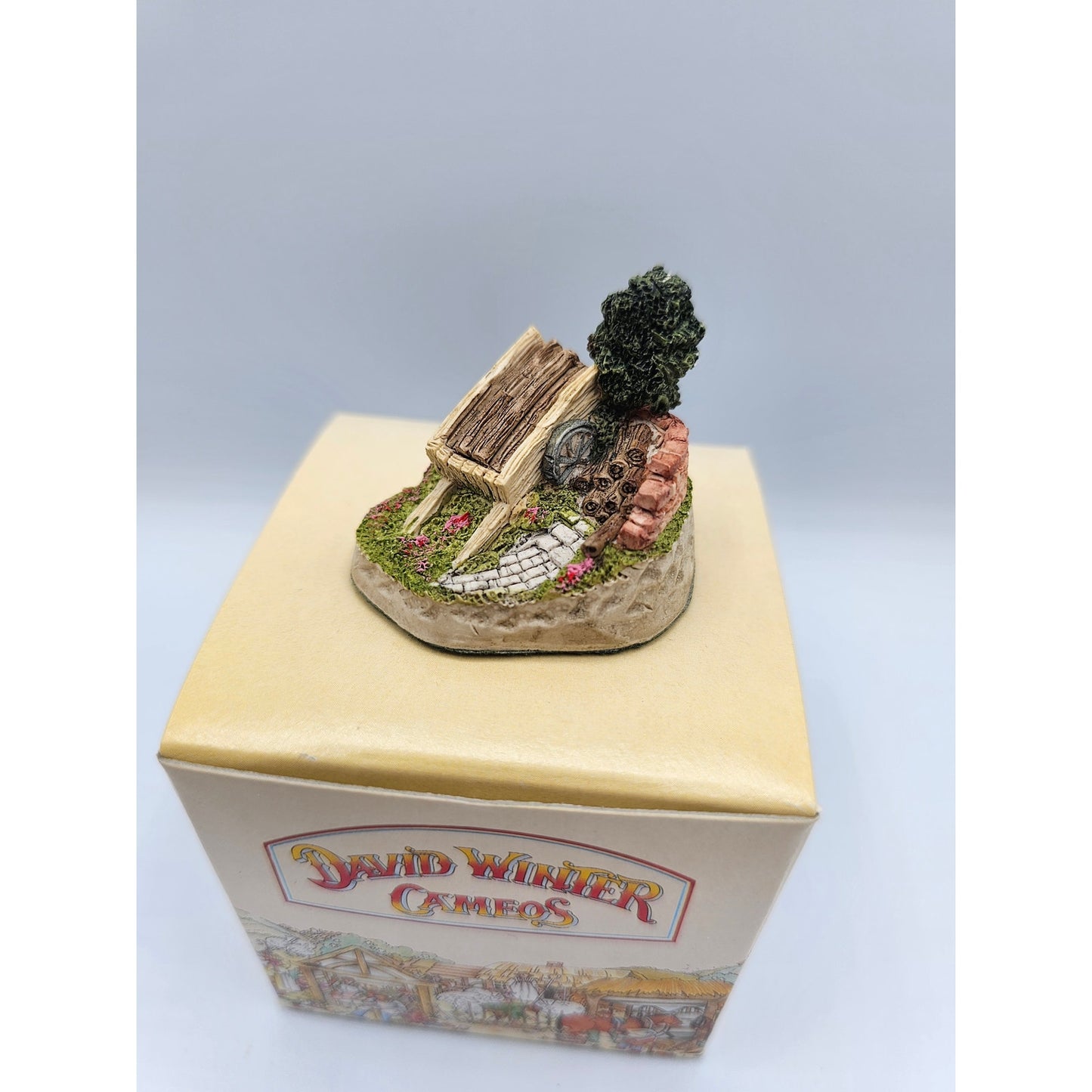 Vintage David Winter Cottages Cameos Greenwood Wagon 1991