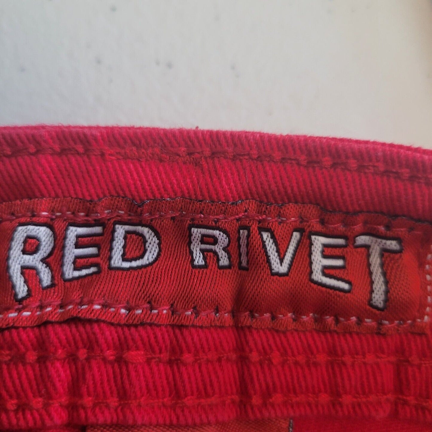 Red Rivet Juniors Sz 5 Denim Shorts Red Distressed Mini
