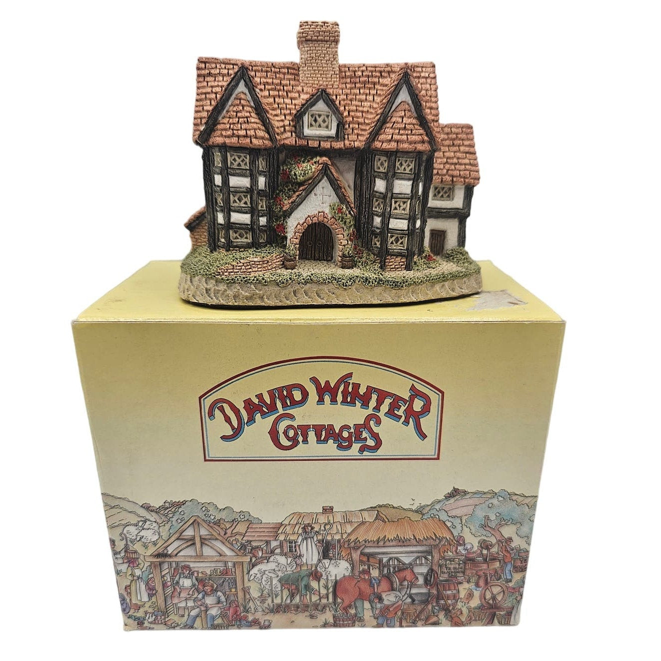 David Winter Cottages Shirehall 1985 Vtg Figurine Medieval English Collectable