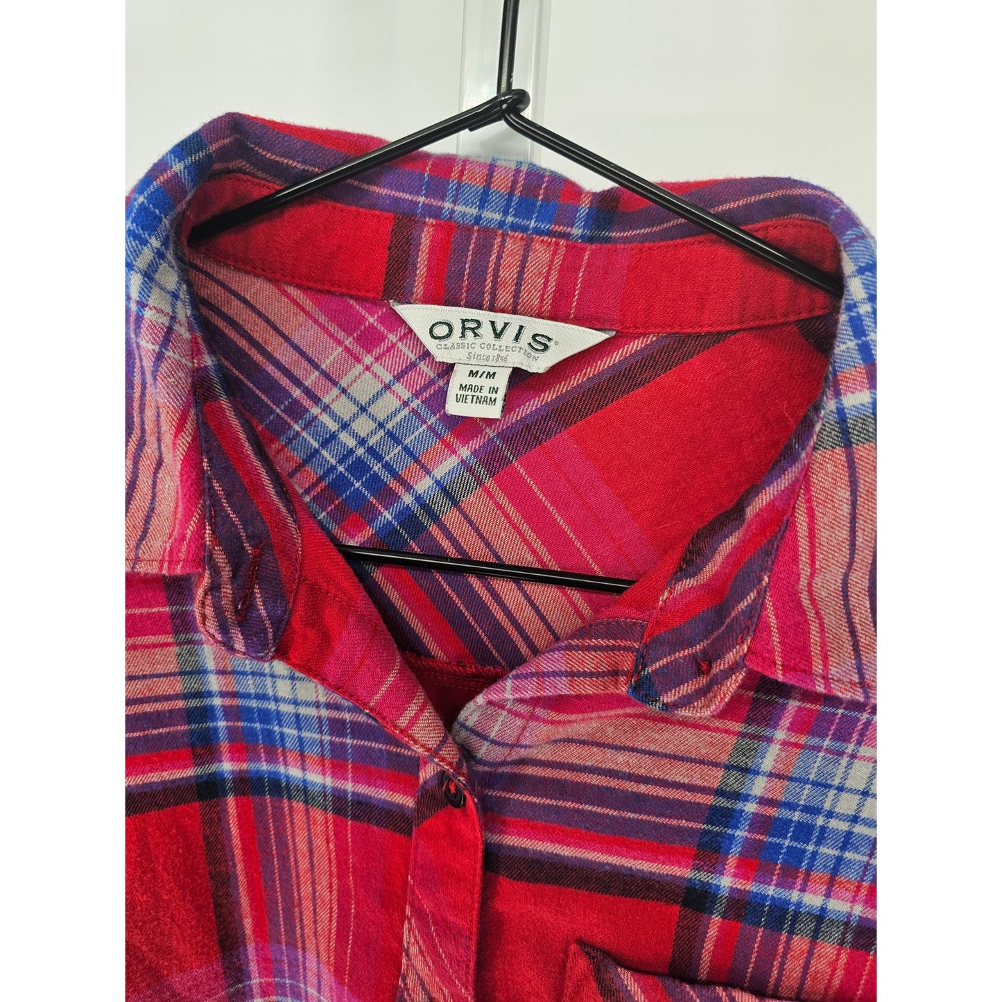 Orvis Womens Sz M Classic Fit Long Sleeve Button Up Plaid Shirt Red Blue