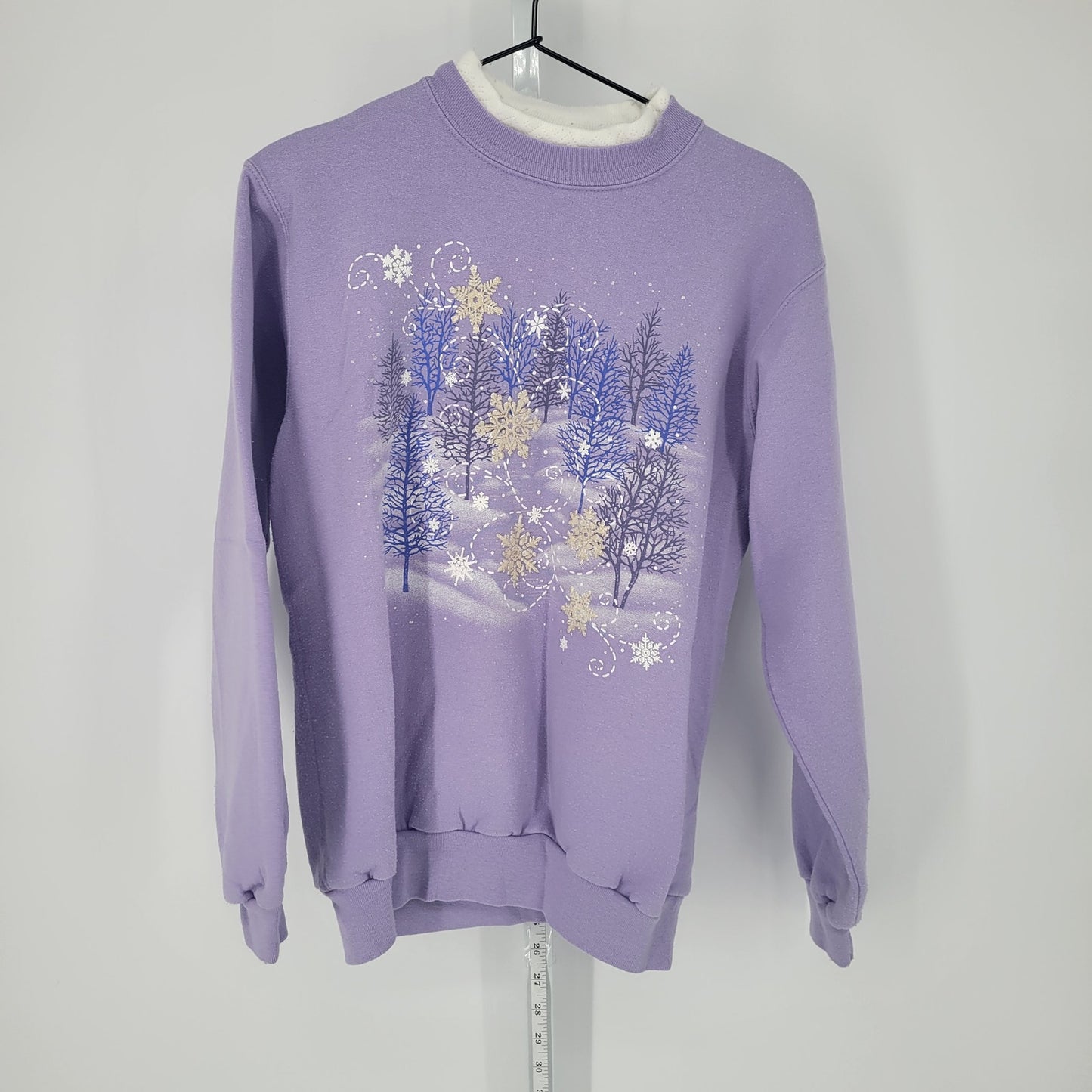 Vintage 1990s Womens Sz M Crew Neck Sweatshirt Light Purple Snow Forest Winter