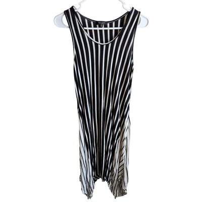Love Ryan LA Sz M Handkerchief Hem Maxi Dress Black White Vertical Stripes