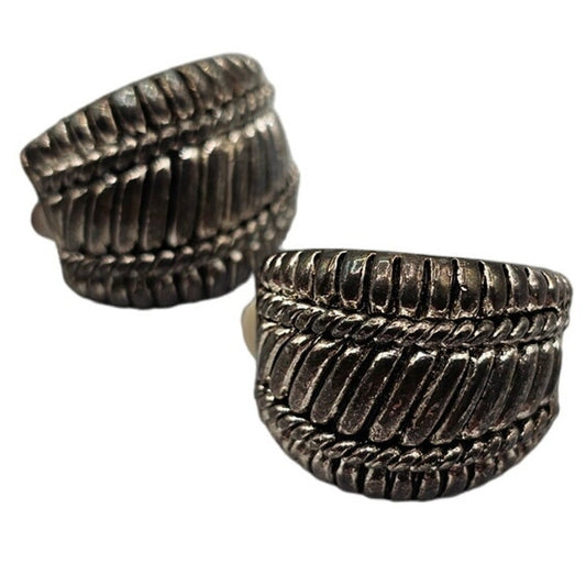 Vintage Silver Tone Clip O Earrings Clamshell Detailed Intricate Metal