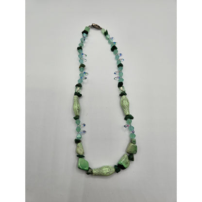 Vintage Single Strand Stone Glass Beaded Necklace Fish Pendant Green Nautical