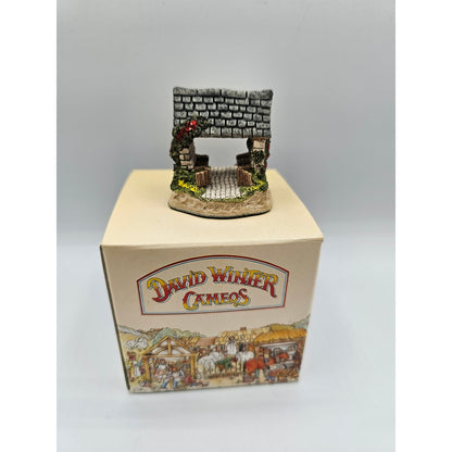 David Winter Cottages Cameos Lych Gate 1991