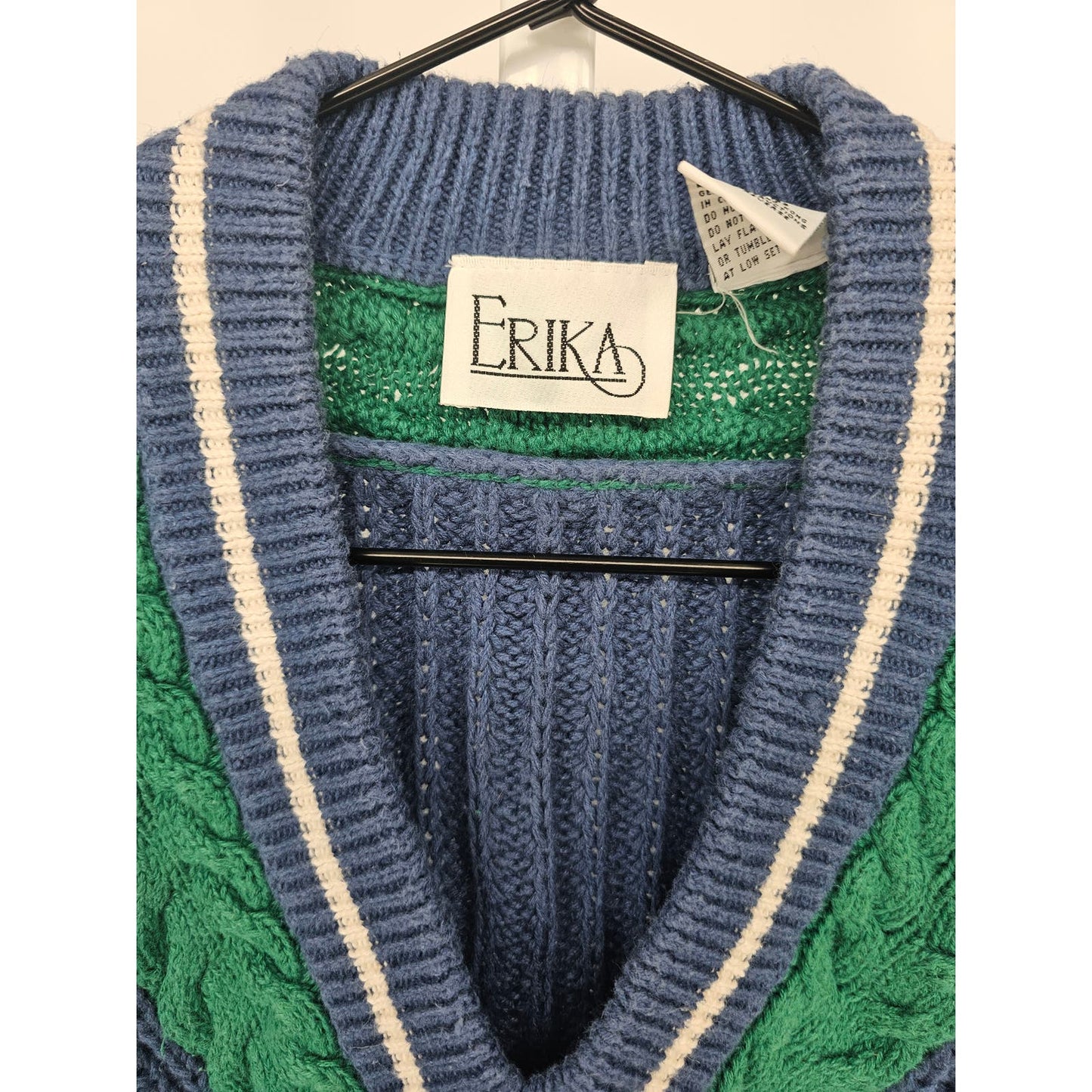 Vintage 1990s Erika Womens Sz L Deep V Neck Preppy Knit Sweater Blue Green