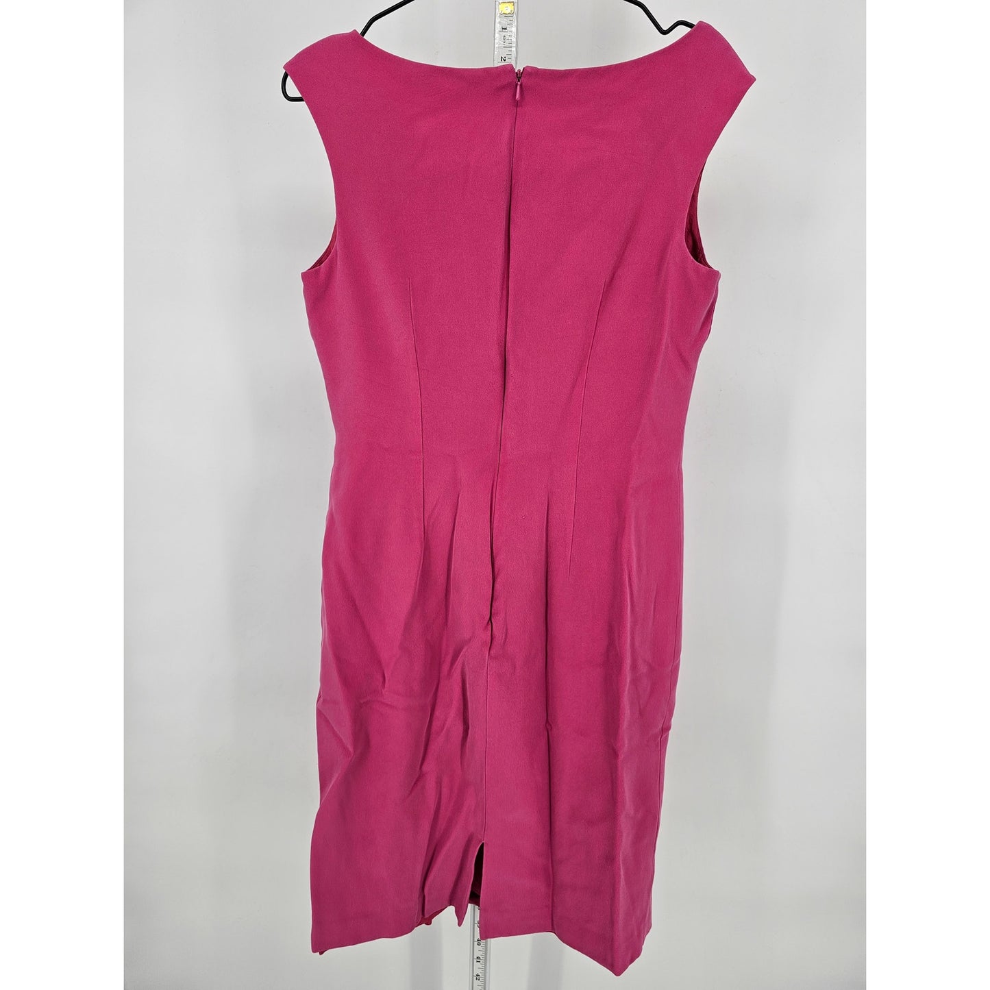 Maggy London Womens Sz 10 Knee Length 100% Silk Dress Pink Cap Sleeve