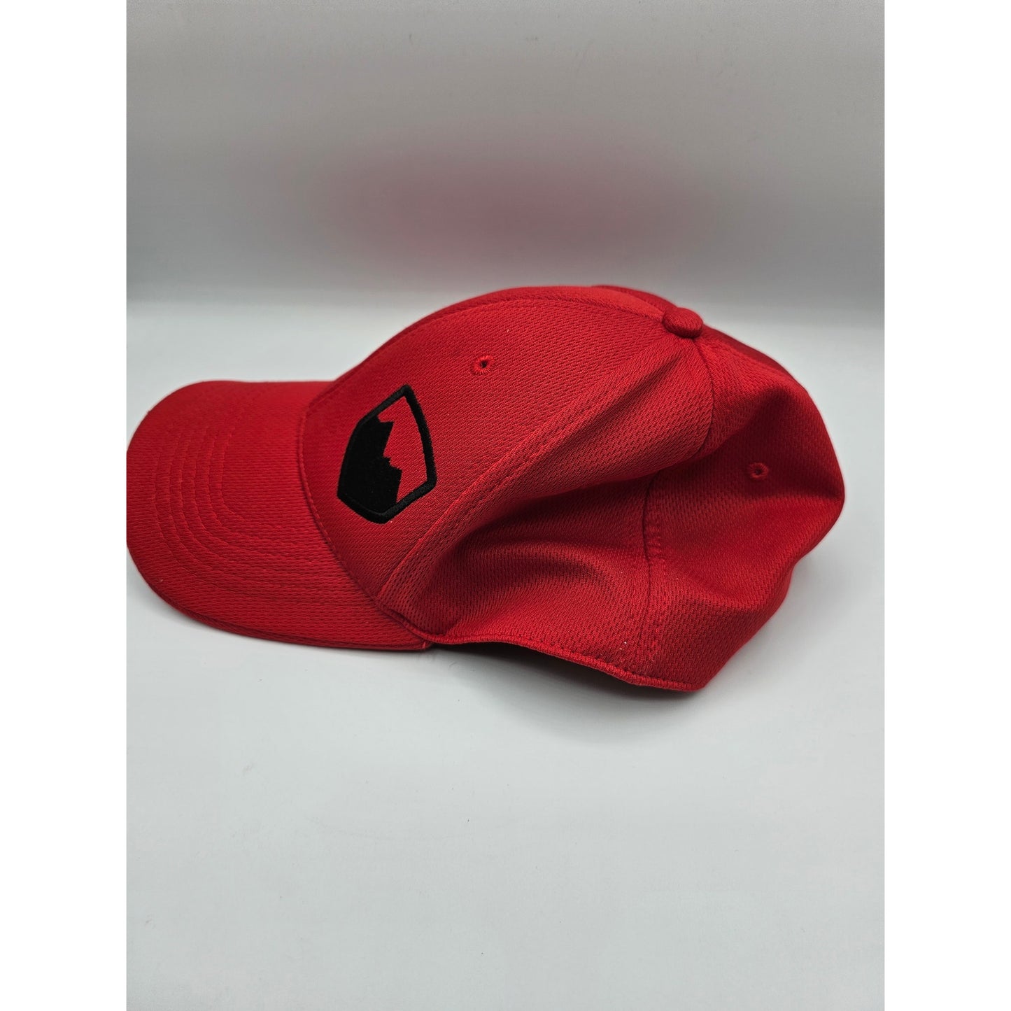 Teraflex Premium Fitted Baseball Hat Cap Black and Red