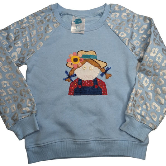 Extremely Me Girls Sz S (5/6) Pullover Sweatshirt Blue farm Girl Embroidered