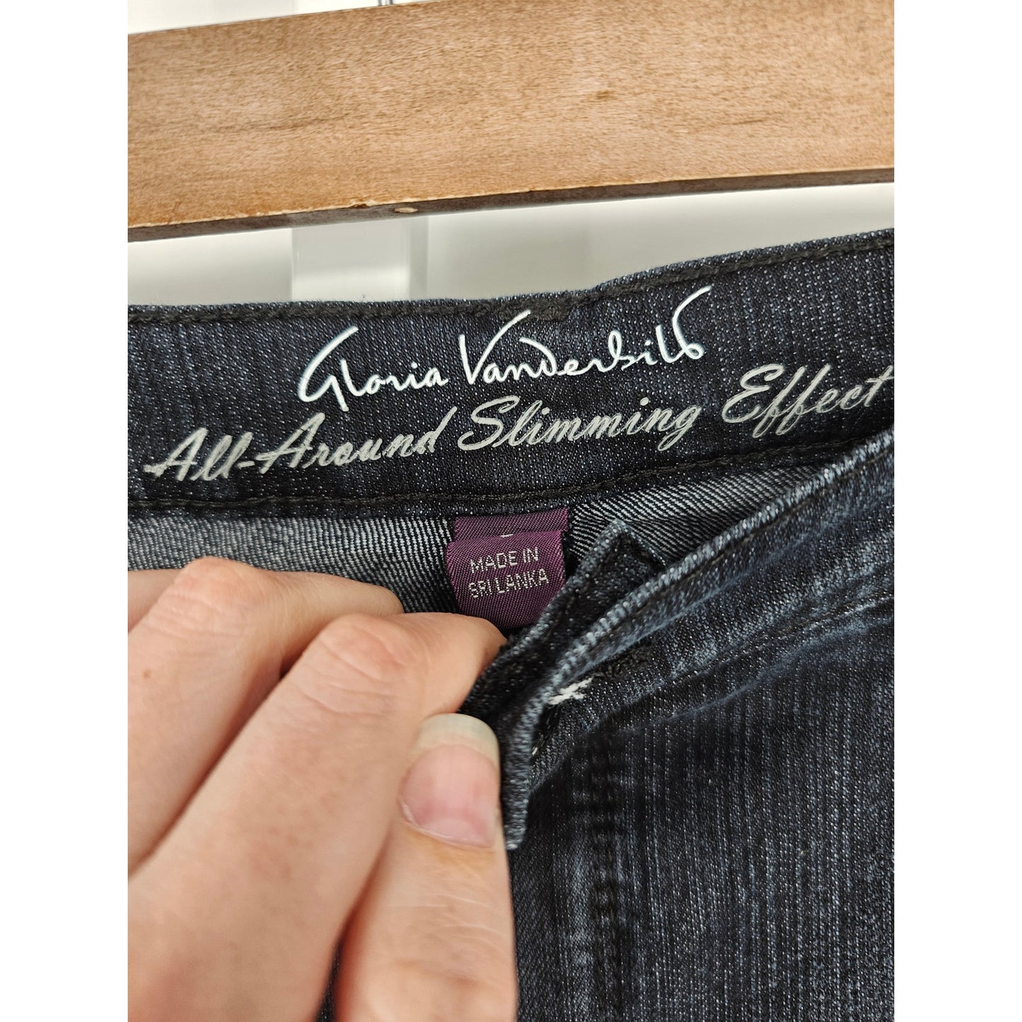 Gloria Vanderbilt Womens Sz 6 All Around Slimming Effect Blue Jeans Dark Wash