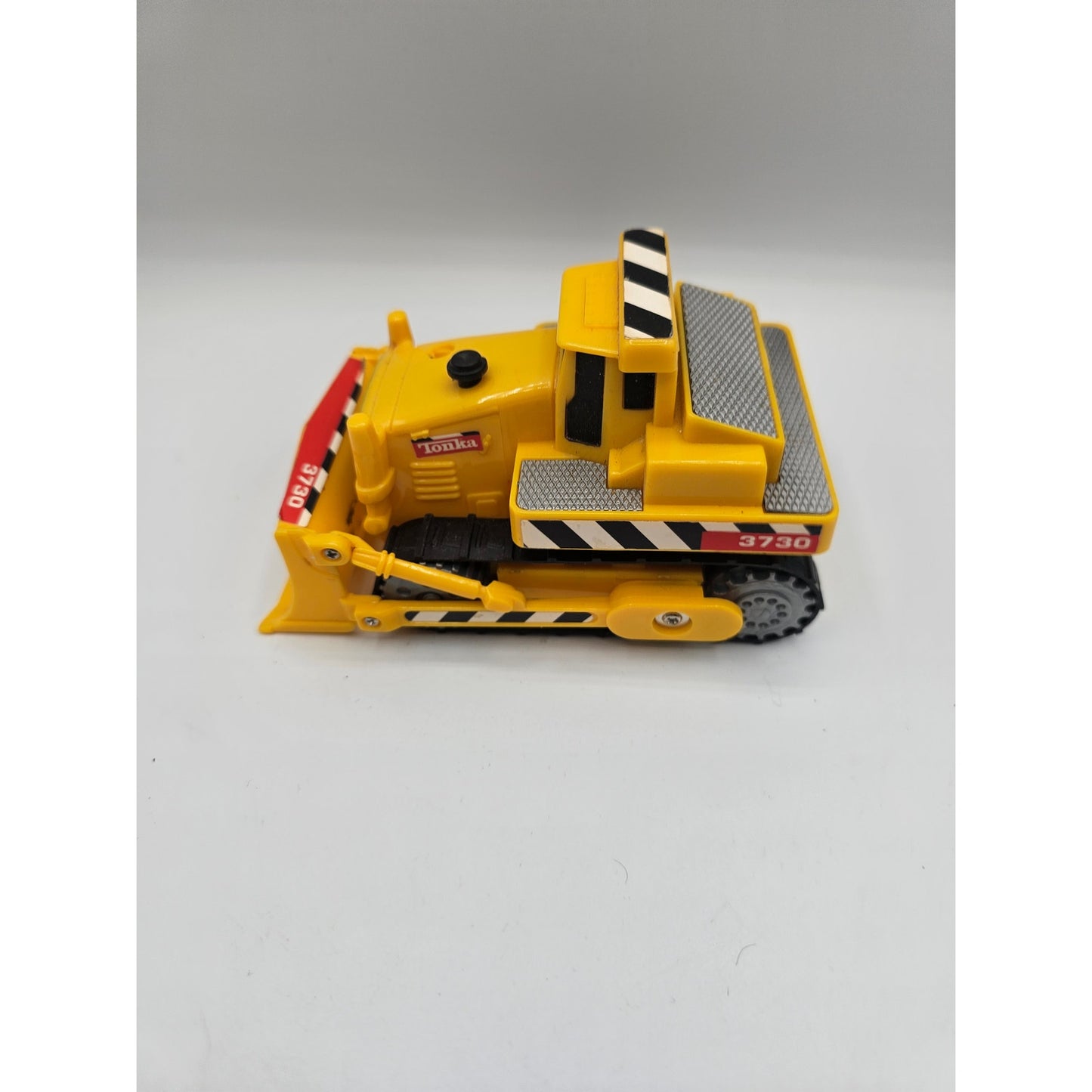 Vintage Y2K 2000 Tonka Bulldozer Toy by Hasbro Yellow