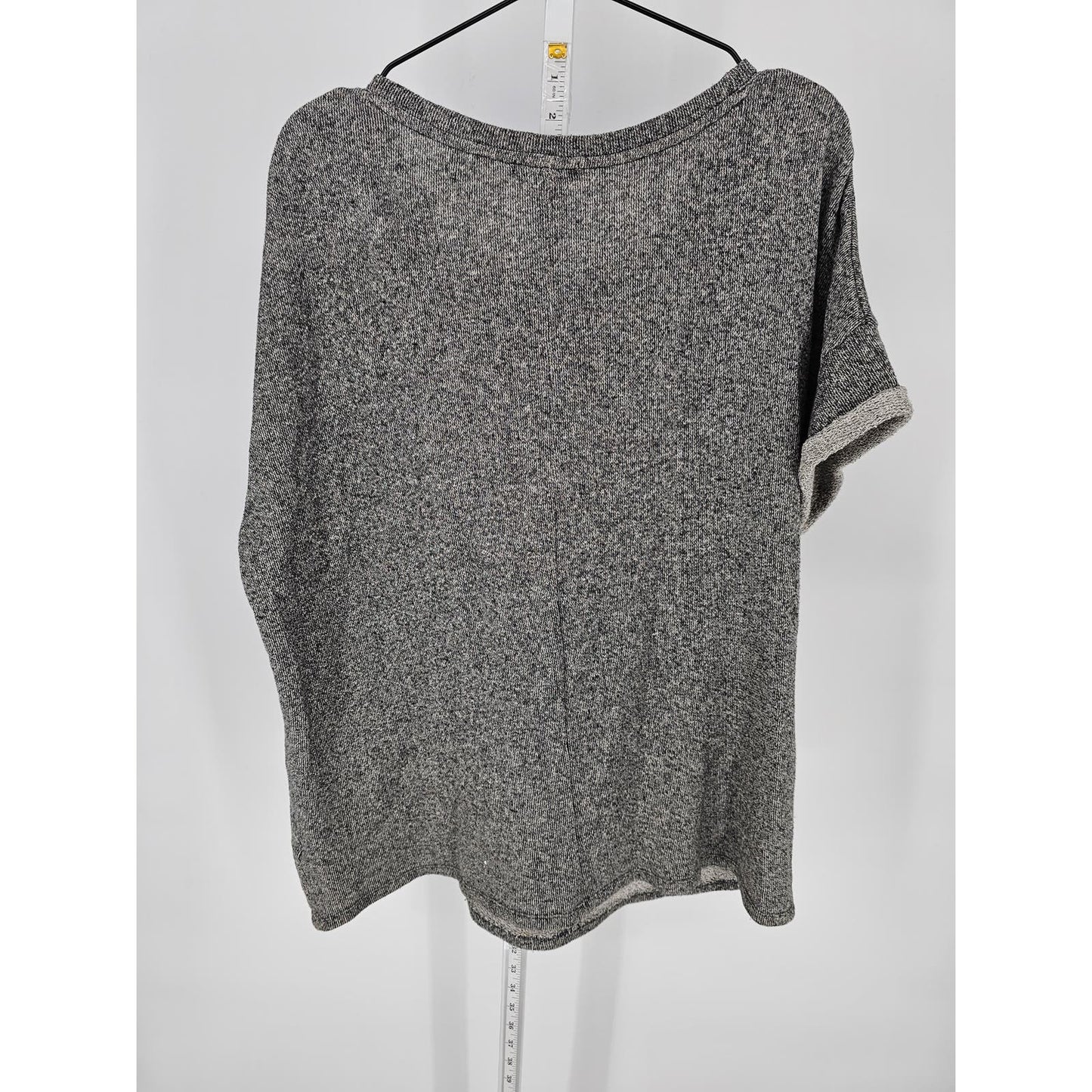 Forever 21 Womens Sz L Short Sleeve Thick Knit Top Gray Scoop Neck