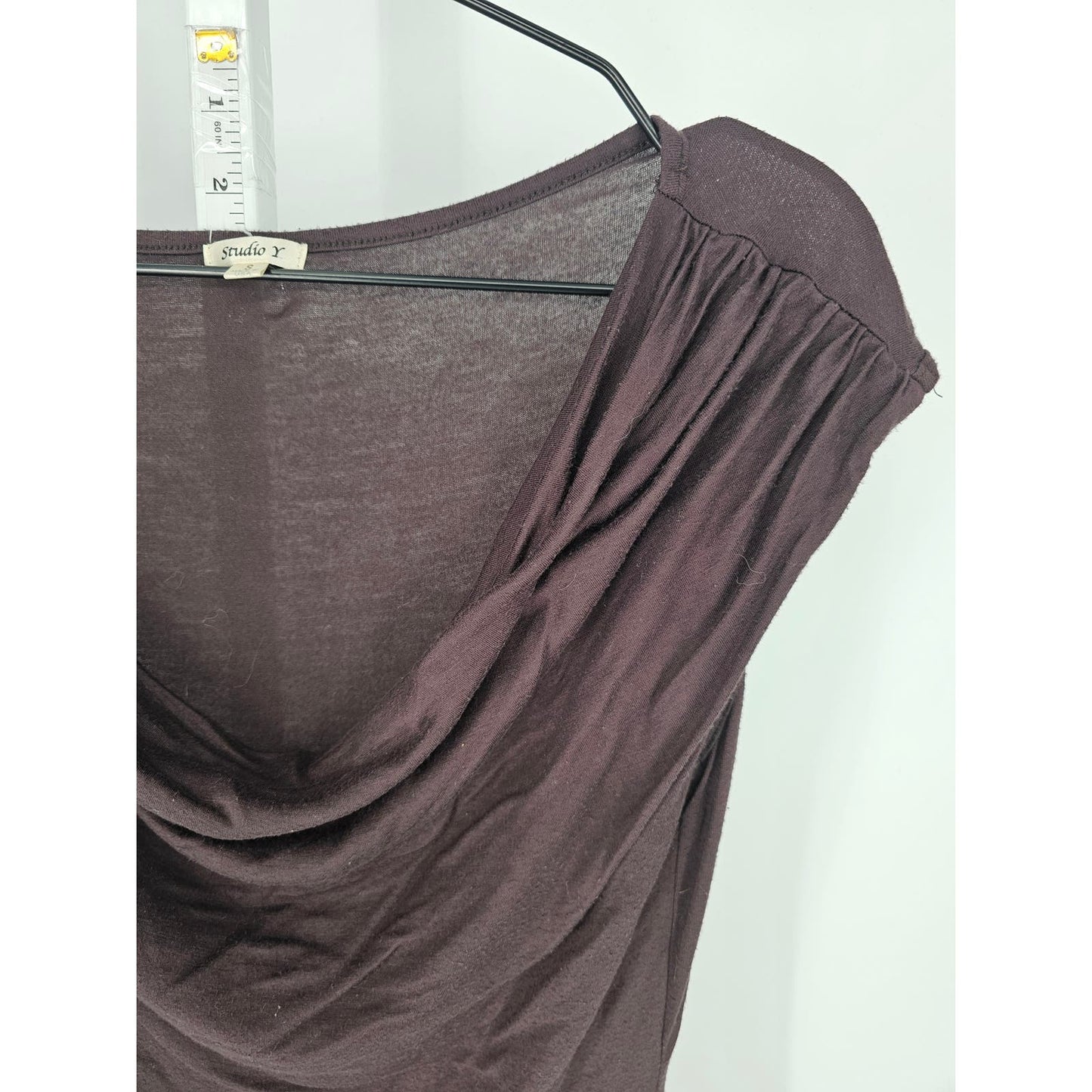 Studio Y Womens Sz S Scoop NEck Sleeveless Blouse Dark Brown