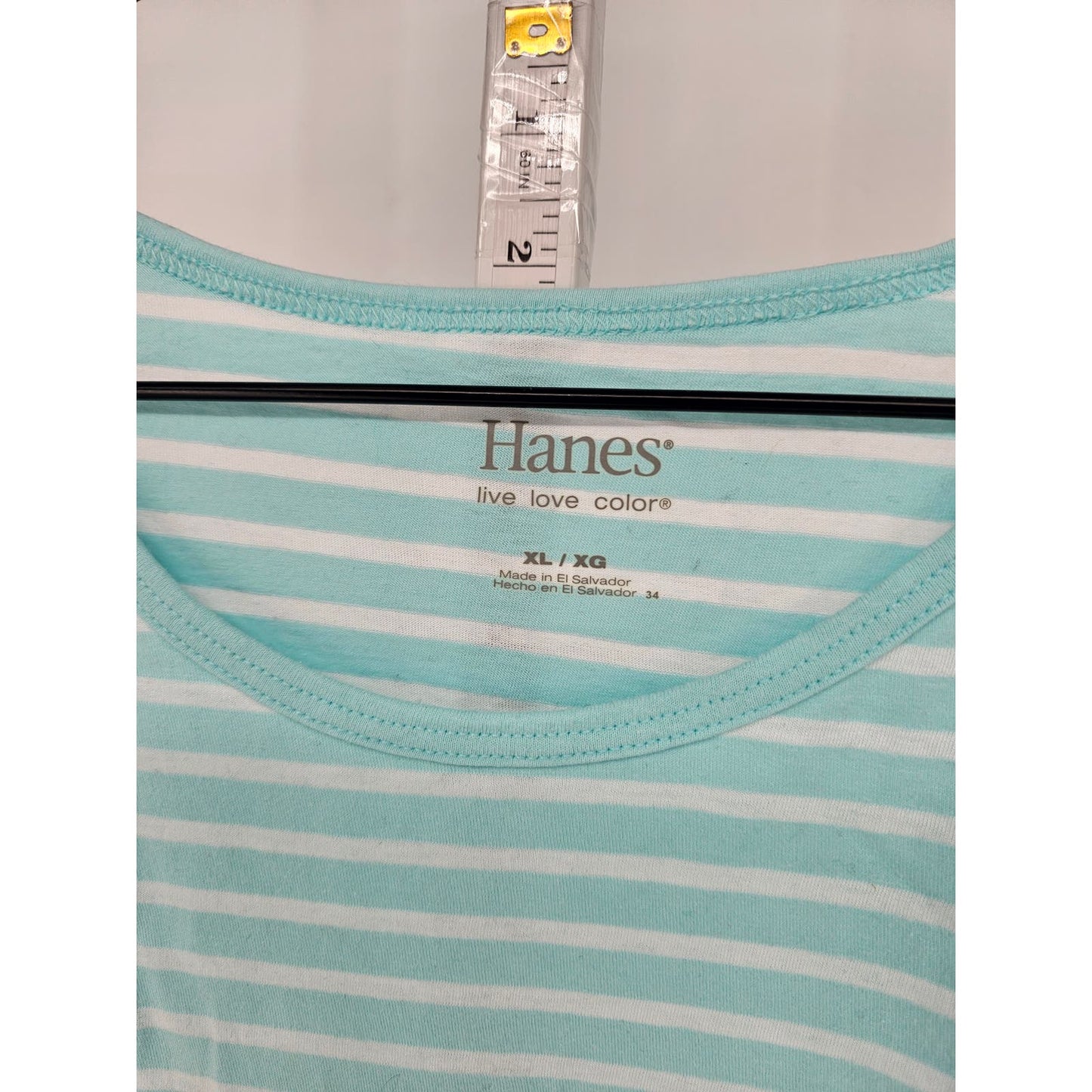 Hanes Womens Sz XL Crew Neck Short Sleeve T Shirt Light Blue and White